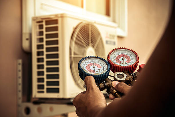 Professional Hvac technician working in Hudson, WI